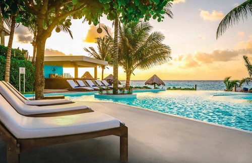 Luis Donaldo Colosio Apartment | Boho Chic Beachfront Room w/Minibar & Modern Amenities ALL-INCLUSIVE