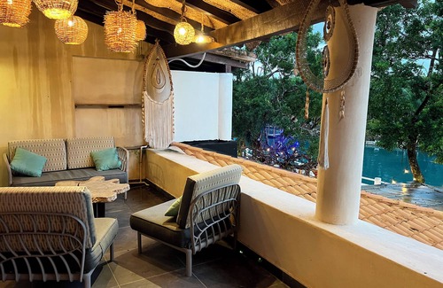 Puerto Aventuras Apartment | Boho Dolphinarium view