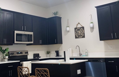 Boulevard Oaks Apartment | BOHO HIDEOUT