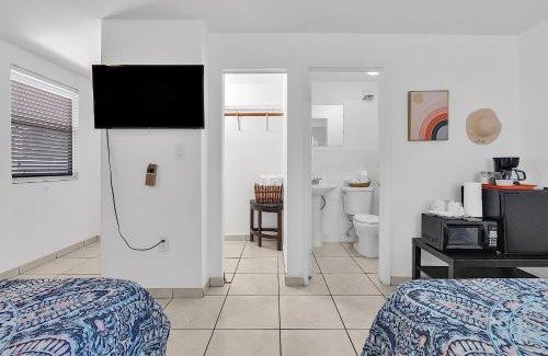 Coral Way House | Boho Studio in Little Havana