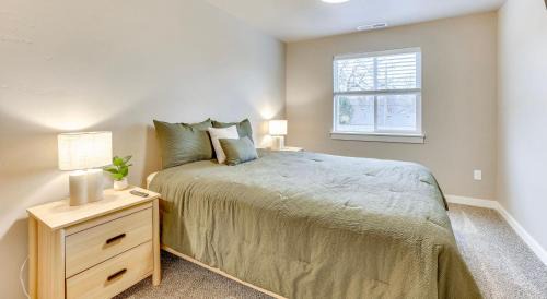 Sunset House | Boise Blue Retreat Townhome Northend