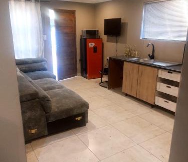 Rooihuiskraal Bed & Breakfast | Bokmakierie