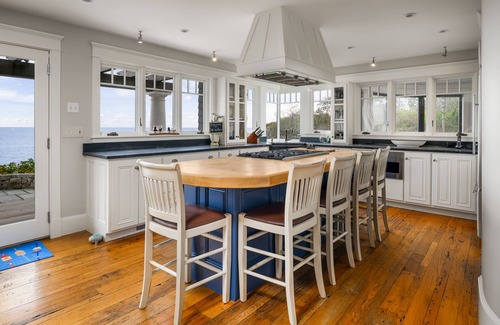York House | Bold Ocean Views at Tigh-Na-Mara