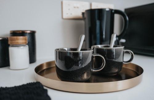 RopeWalks Apartment | Bold St 8 Apartments Book Together Unique