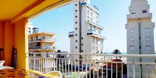 Grau i Platja Apartment | Bonanza - 40 metros de la playa!