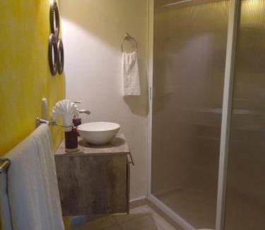 Palmira Hotel | Bonanza Garden Suite s