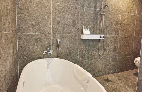 Yongho-dong Hotel | Bonathree Hotel