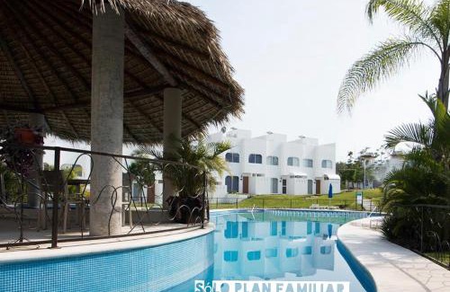 Tequesquitengo House | Bonita Casa en Condominio con Alberca y Acceso al Lago