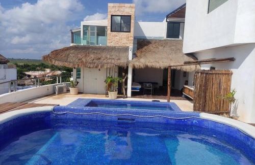 Puerto Morelos Apartment | Bonita habitación con pequeña piscina a aire libre