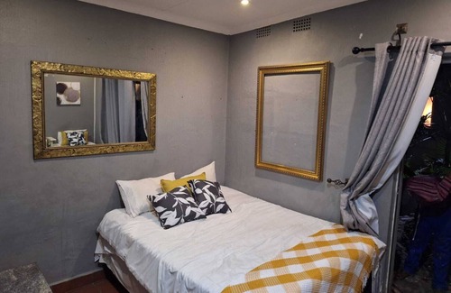 Rustenburg Hotel | Bono Guest House