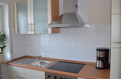 Bad Pyrmont Apartment | Bonsai Apartment I - Apartment I, shower, toilet (bookable)