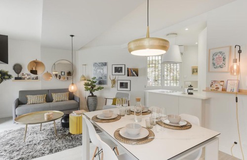 Petit Bois Apartment | Bonzai by Cocoonr