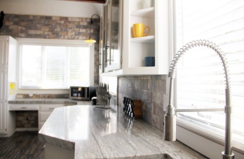 Nibley House | Book Now! Spacious Fall Getaway with Beautiful Scenery & Nearby Activities!