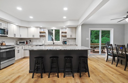 Pocono Pines House | Book that Family Trip! Our home is just what you're looking for!