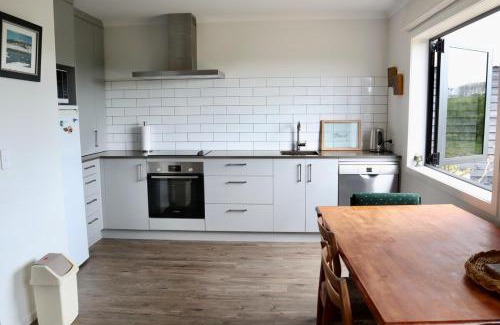 Rangiriri House | Bordeaux Retreat