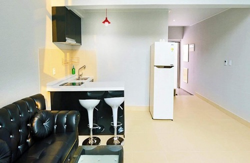 Holmoe House | Boryeong Darwin House Pool Villa