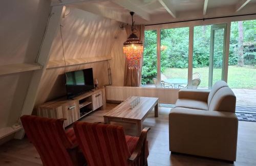 Rekem House | Bosrijk gelegen vakantiehuis met optimale privacy!