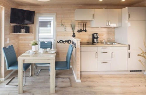 Burgstaaken Boat Rental | Bosse" Comfortable holiday residence"