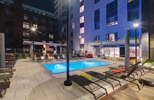 Assembly Square Apartment | Boston Executive Quarters Mystic River edition