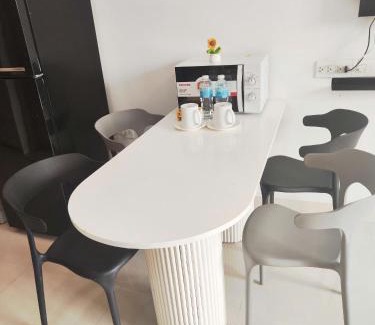 Tan Binh Apartment | Botanica Premier - Apartment with swimming pool, near the airport