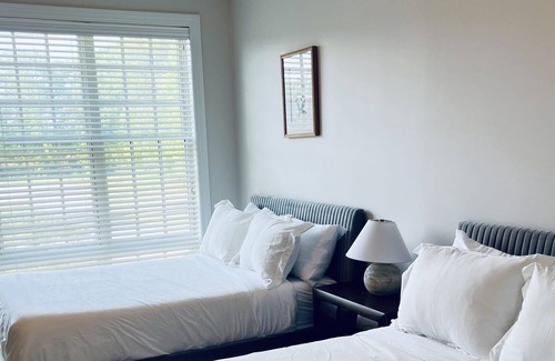 Saratoga Springs Apartment | Botanicals Spa & Suites