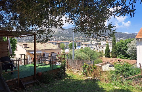 Le Mourillon Villa | Bottom of villa near beaches