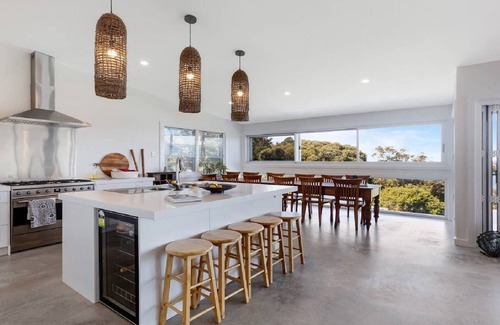Killcare Heights House | BOUDDI BEACH RETREAT