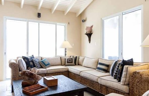 Dawn Beach Estates Villa | Bougainvillea (4/6 Rooms)