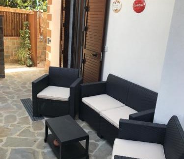 Marina di Casal Velino House | BOUGAINVILLEA Relax e Mare a 50m, in Centro!