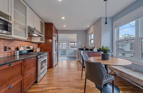 Whittier House | Boulder Bungalow IN TOWN Walk to Everything - SUNDANCE