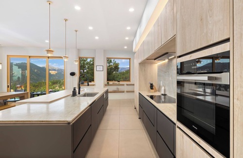 Boulder House | Boulder, CO, Luxury Mtn Home with 4 Bedrooms, Wow Views, Cedar Hot Tub, Peaceful