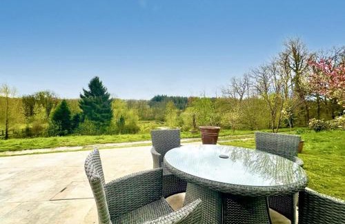 Worlington House | Bourne Lodge
