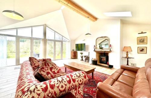 Worlington House | Bourne Lodge