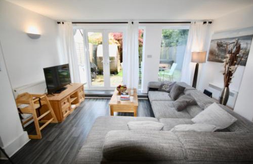 Bournemouth Apartment | Bournemouth Hot Tub & Sauna Holiday Let