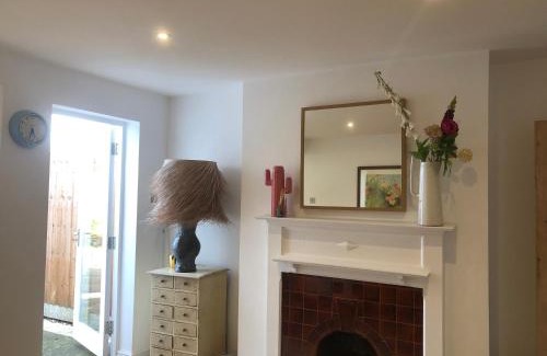Chichester House | Boutique City Centre Home
