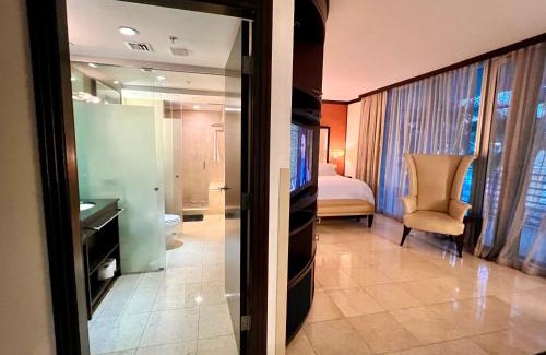 South Beach Apartment | Boutique Suites 3 min walk to beach