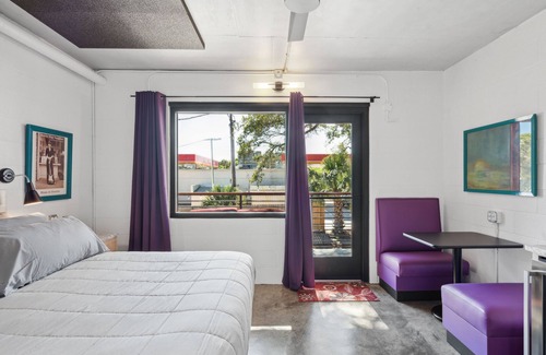Folly Beach Hotel | Boutique Vera Hotel Room 203: King Room in the Heart of Folly Beach