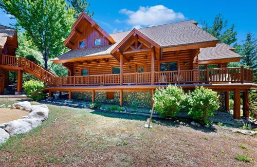 Upper Moonridge House | Bow Canyon Oasis #513