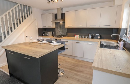 Cartworth Cottage | BOWSHAW, with a garden in Hade Edge, Yorkshire