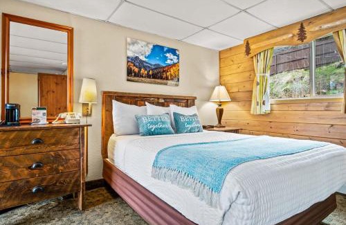 Ouray Hotel | Box Canyon Lodge and Hot Springs