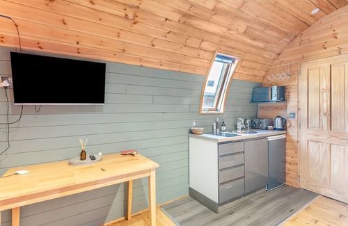 Sleaford Cottage | Boxing Hare - UK39915