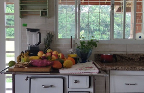 Miringuava Cottage | Cozy, nature-filled, pet-friendly cottage