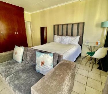 Braamfontein Apartment | Braamfontein Booking