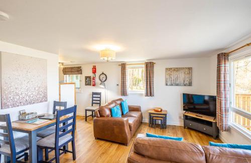 East Lewiston Apartment | Bracken Lodge 15 with Hot Tub