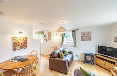 East Lewiston House | Bracken Lodge 6 with Hot Tub