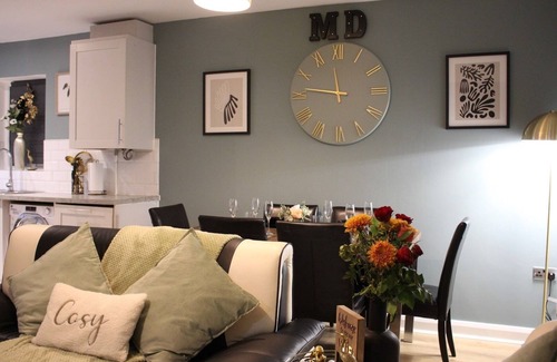 Leigh House | BrambleMead 5 bed house in Manchester Leigh
