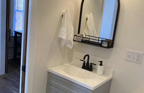Lancaster Apartment | Brand New 1 Bedroom Apt w/Off Street Parking 2