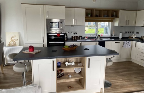 Bude Cabin | Brand new 2021 Lodge - private access to the coastal path