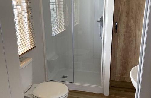 Bude Cabin | Brand new 2021 Lodge - private access to the coastal path