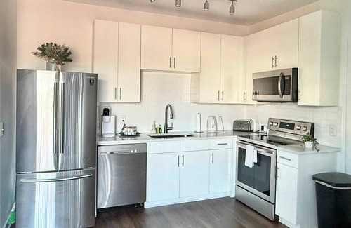 Old Fourth Ward Condo | Brand New 2B2B Private Balcony 542Blvd304